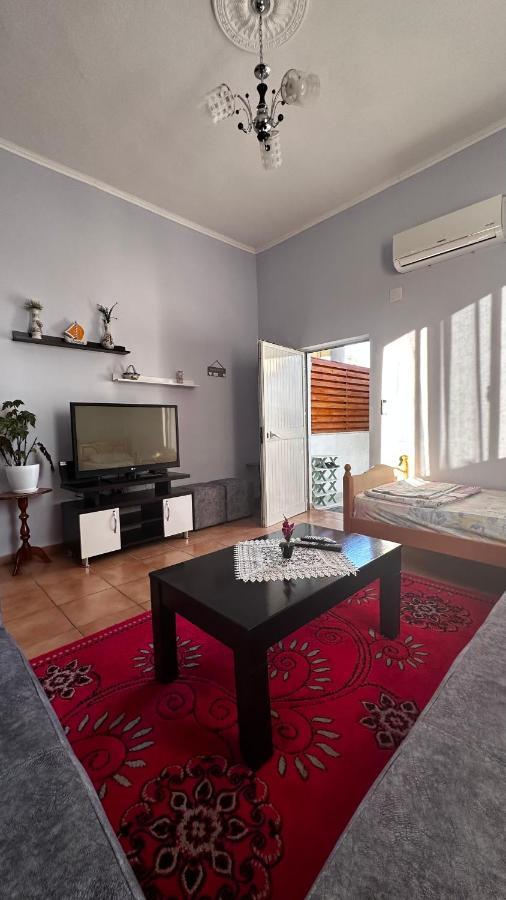 Appartement Priam Garden à Durrës Extérieur photo