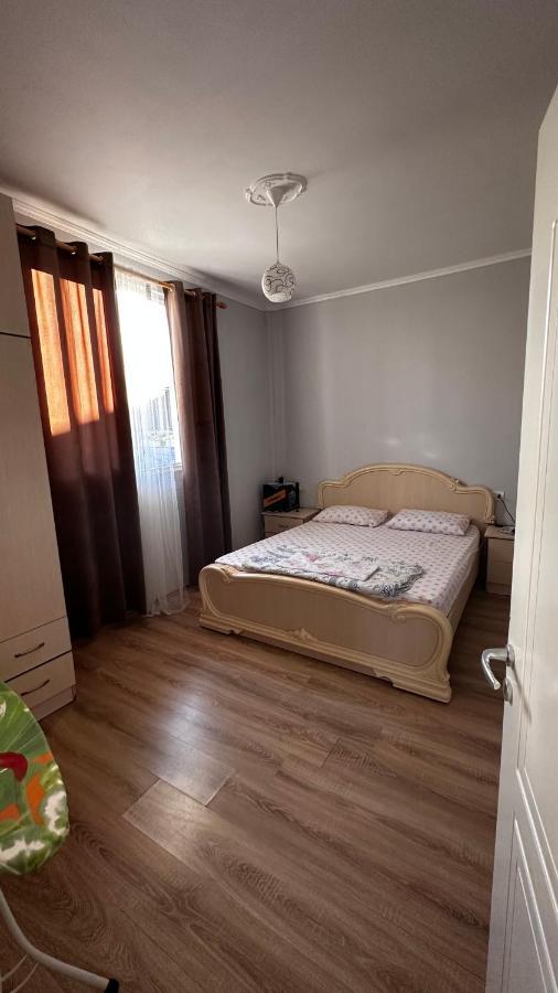 Appartement Priam Garden à Durrës Extérieur photo